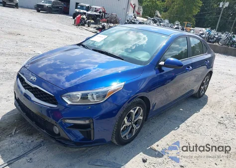 2021 Kia Forte Lxs z USA, uszkodzony, nr VIN 3KPF24AD5ME291444